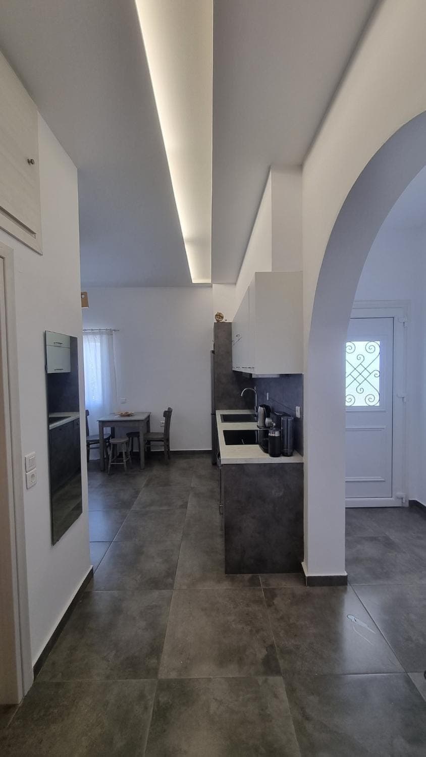 Kitchen or kitchenette, Seating area