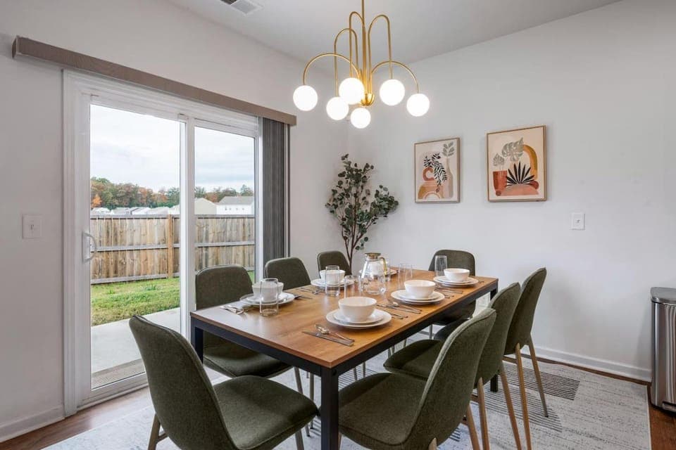 Spacious Farragut 5BR FamilyGroup Getaway near UT House in Farragut