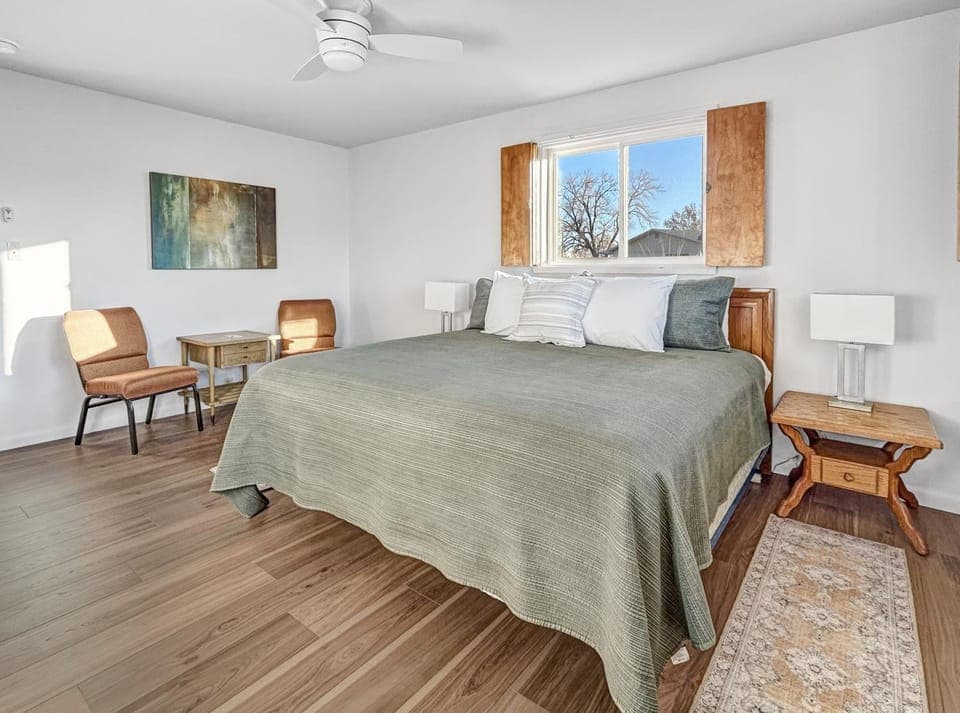 Bedroom