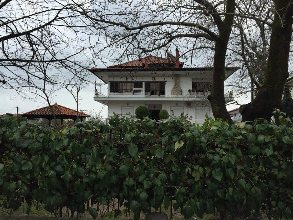 Property building, Facade/entrance, Garden view