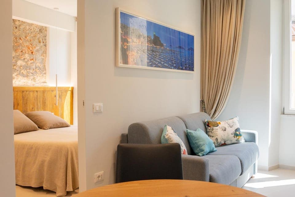 Living room, Bedroom