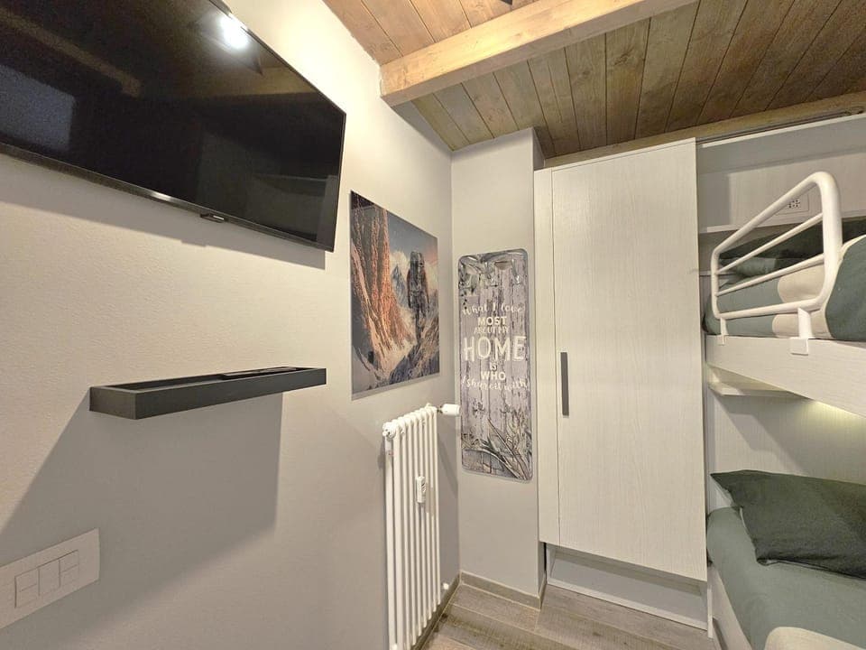 TV and multimedia, Bedroom, bunk bed