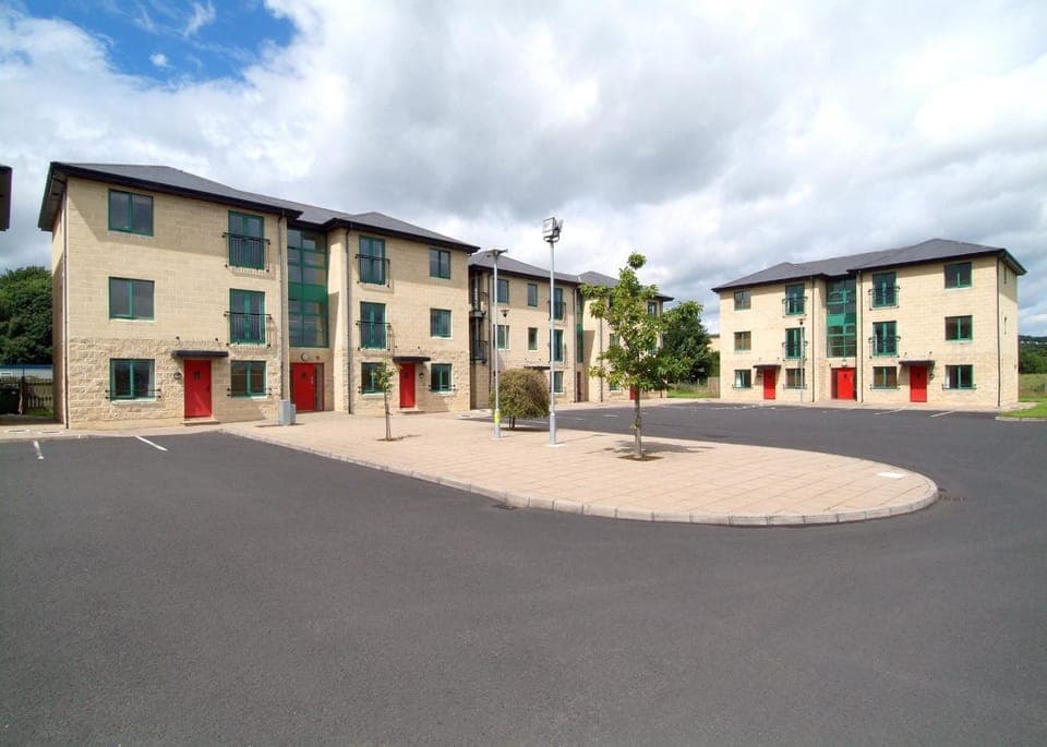 Property building, Day
