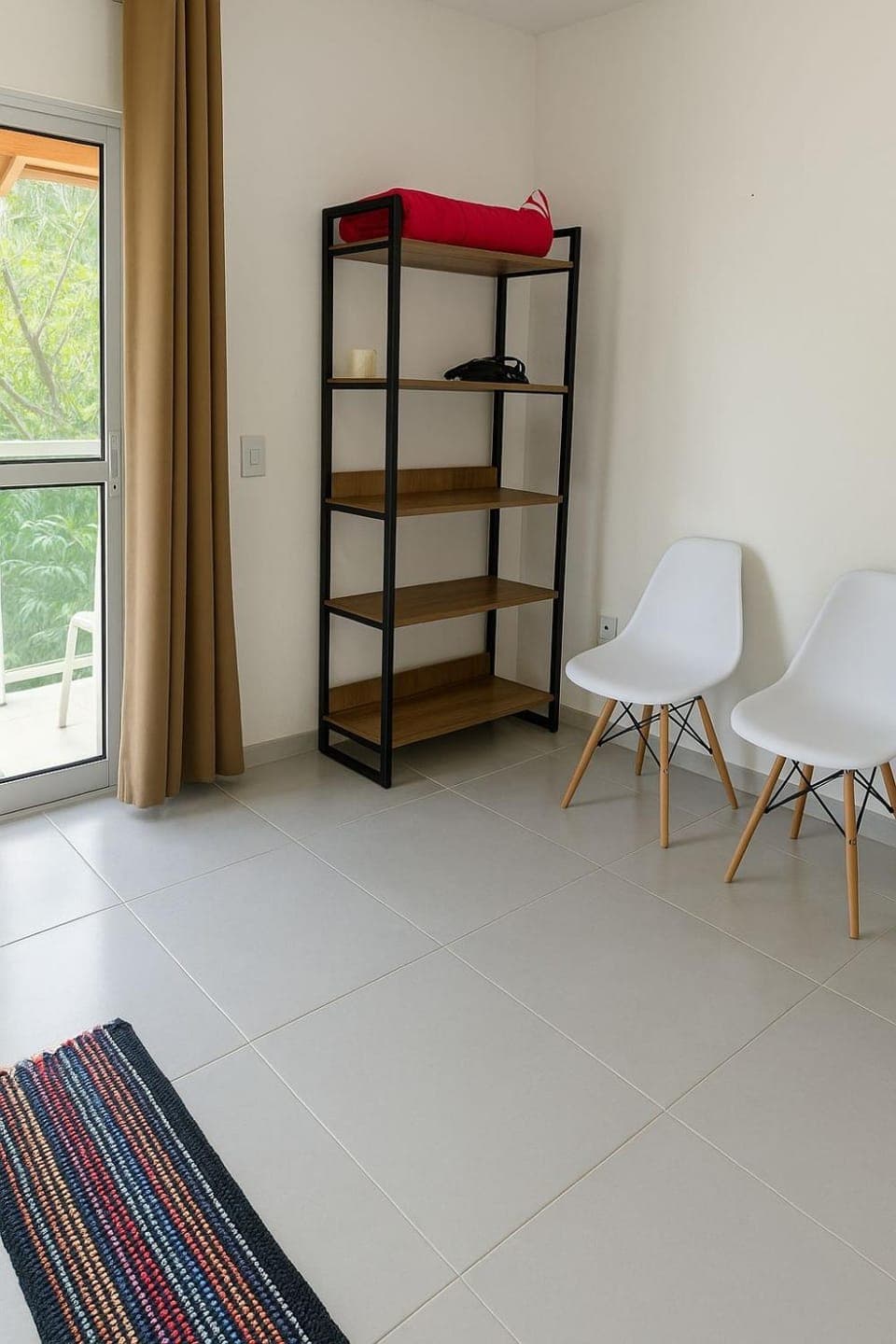 towels, wardrobe