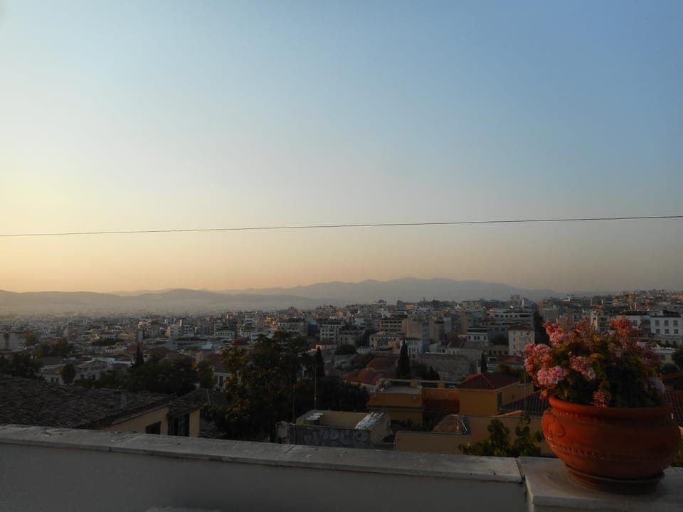 Nanny's Guest House in Plaka Villa in Plaka