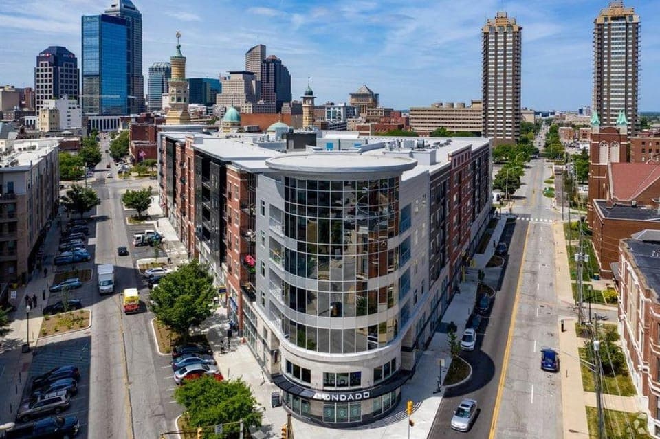 4 modern apts near nightlife & attractions Apartment in Indianapolis