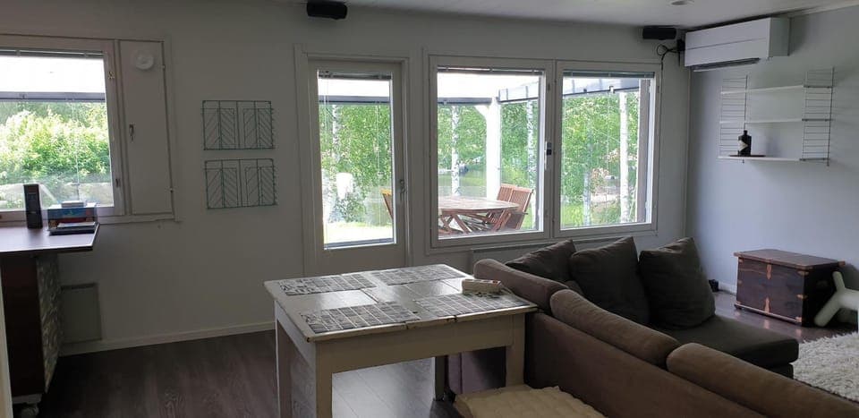 Living room, Seating area, air conditioner