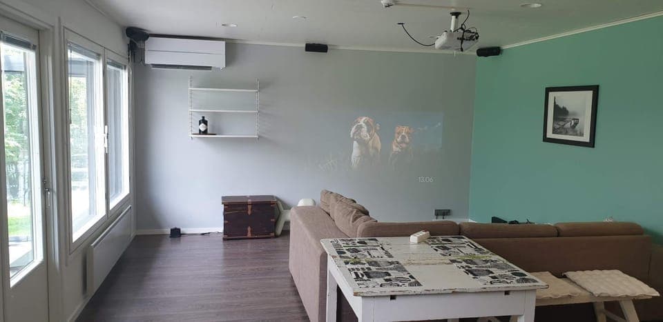 TV and multimedia, Living room, Seating area, air conditioner