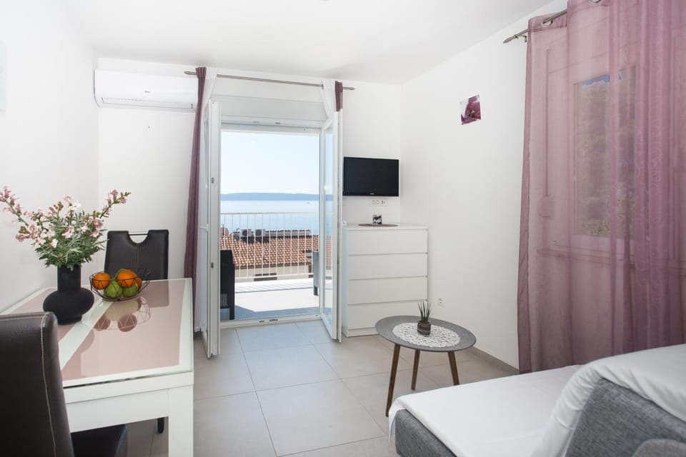 TV and multimedia, Living room, Seating area, Sea view, Sea view