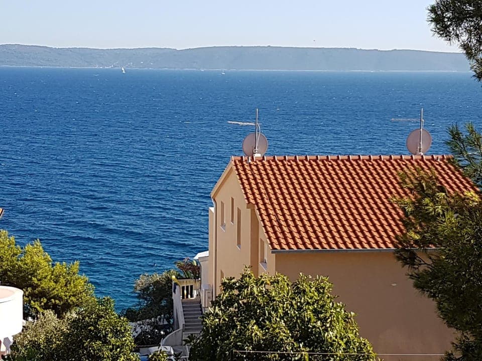 Property building, Sea view