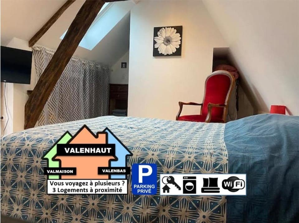 Bed, Property logo or sign