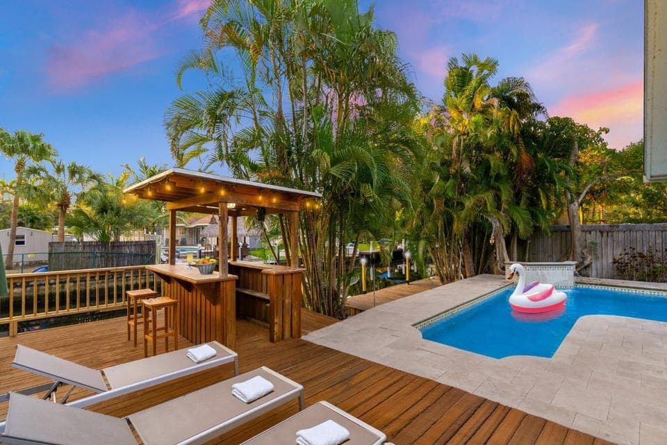 Garden, Swimming pool