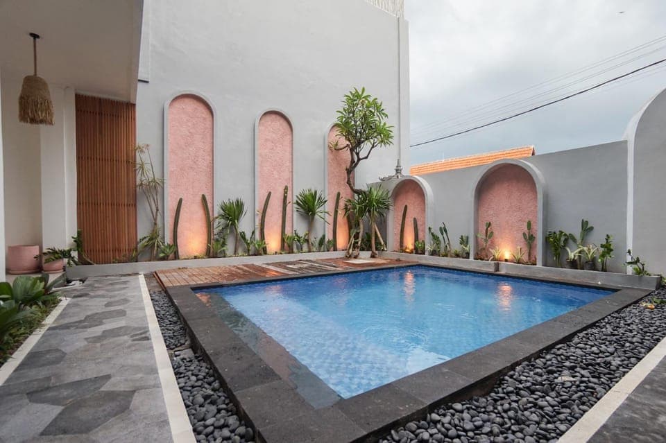 Pool view, Swimming pool