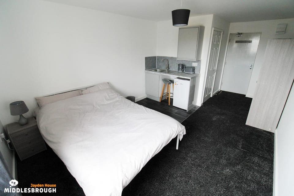 Bed, Kitchen or kitchenette, Photo of the whole room, Bedroom, wardrobe