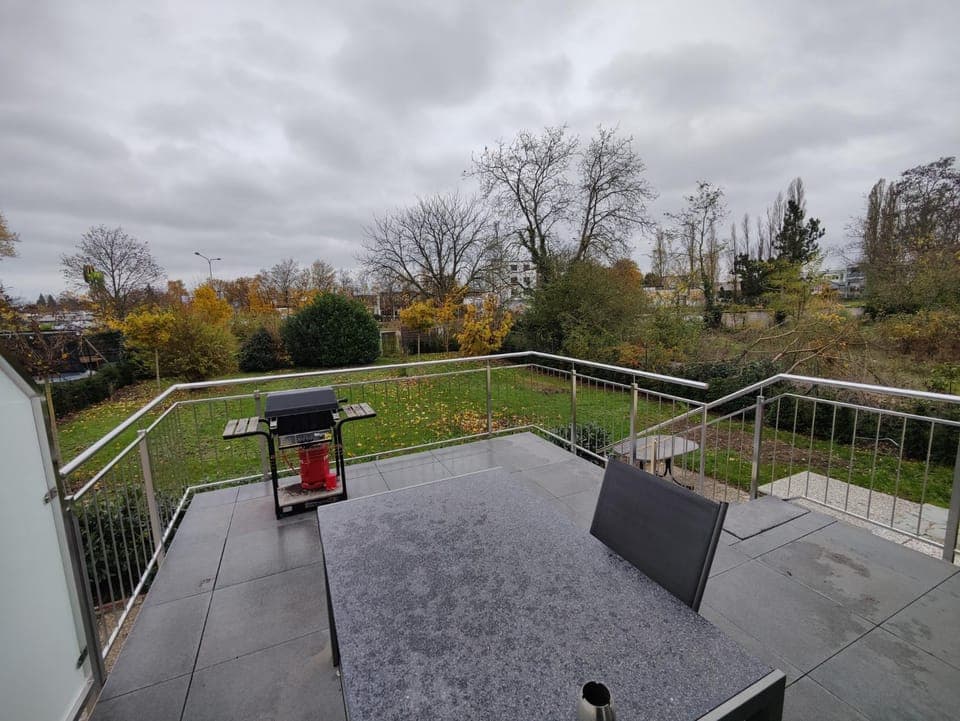 Balcony/Terrace, Garden view