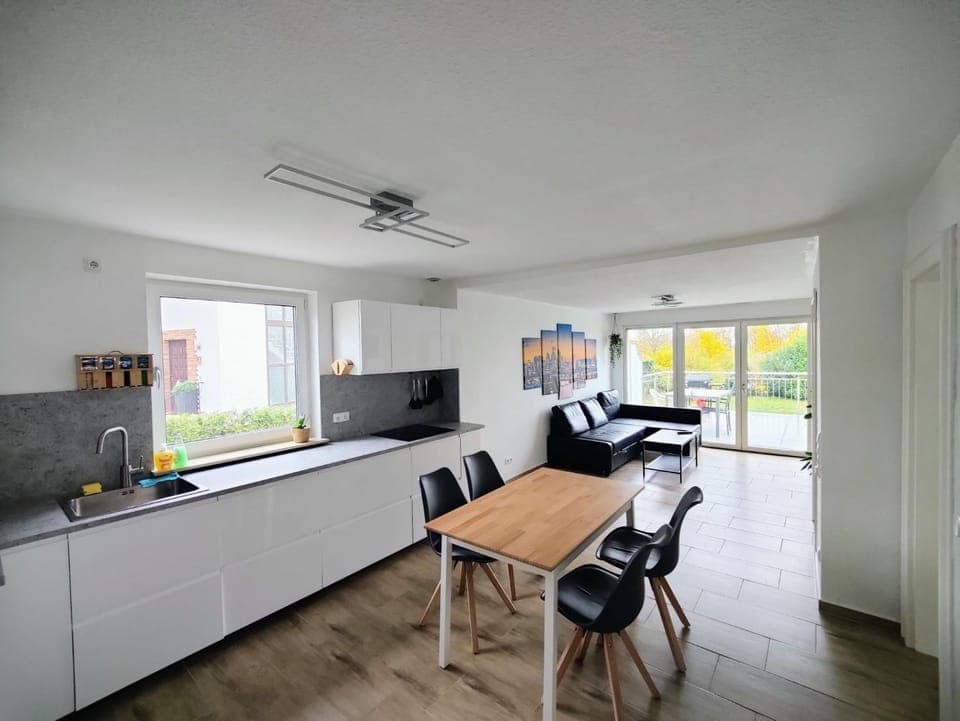 Living room, Seating area, Dining area, kitchen