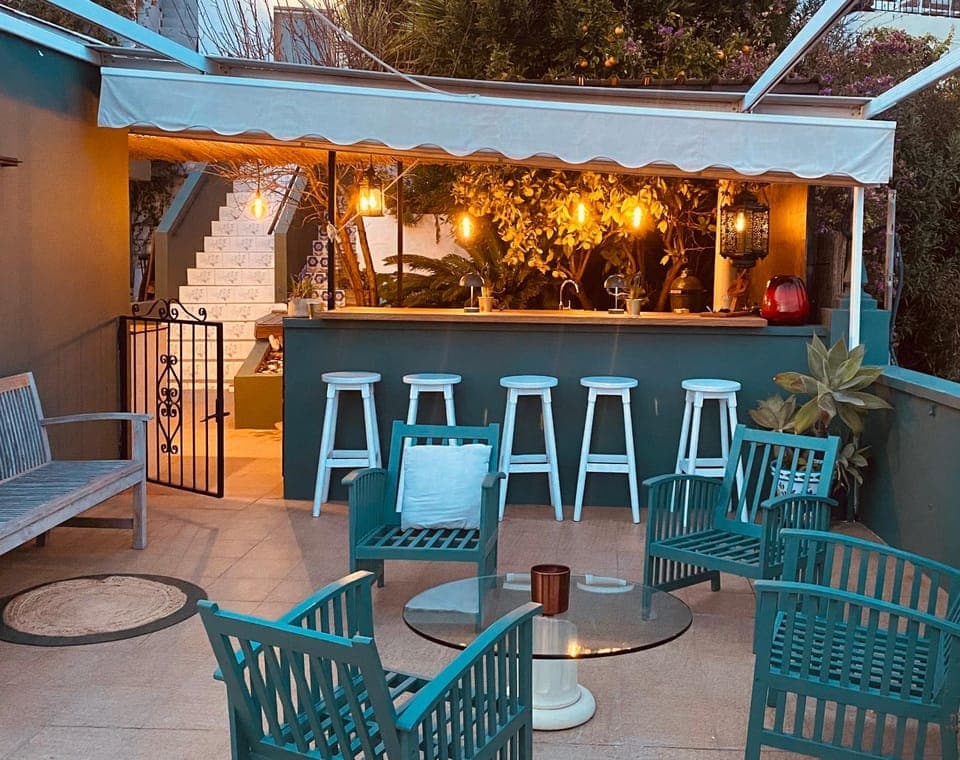 View (from property/room), Balcony/Terrace, Lounge or bar, Seating area, Dining area, Internal: Not applicable to any particular room