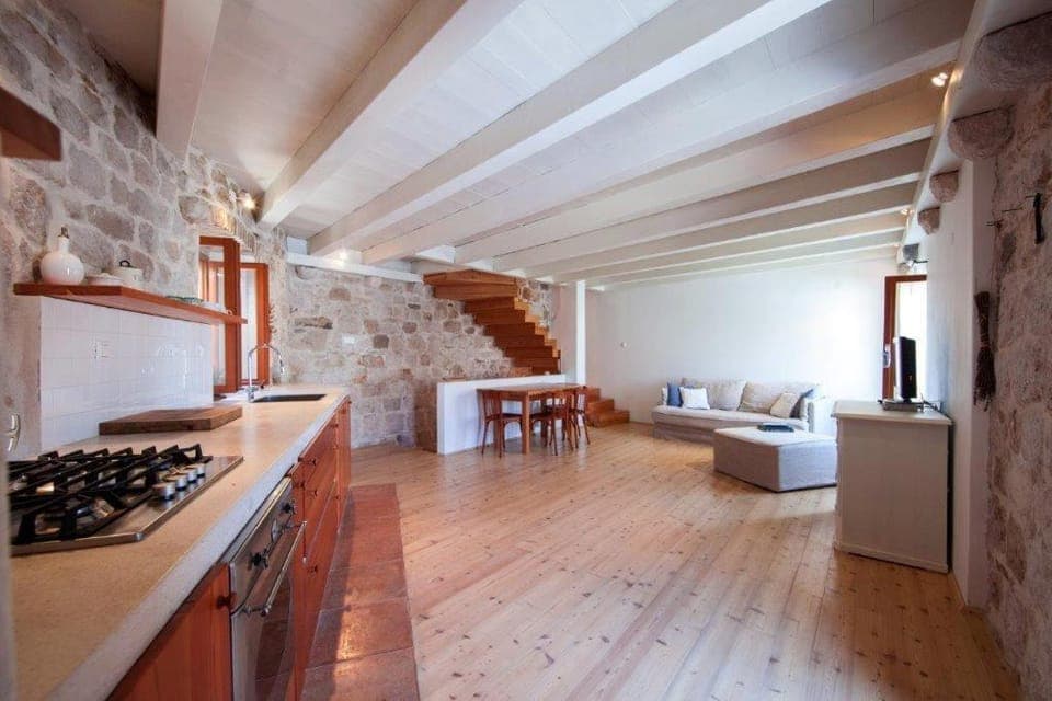 Kitchen or kitchenette, Living room, Dining area