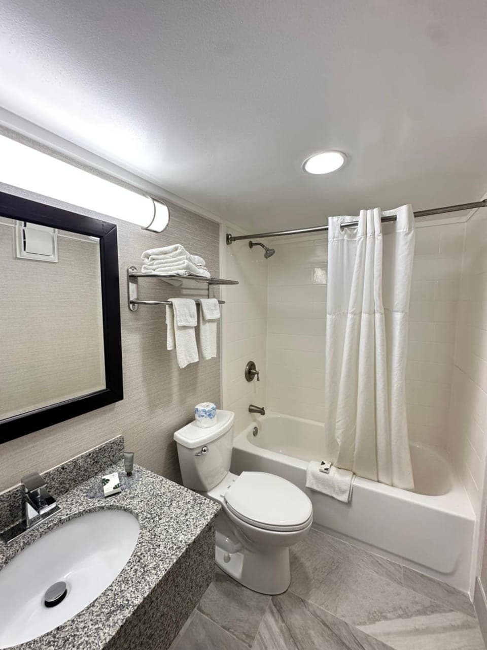 Finger lakes inn & suites Hotel in Bath