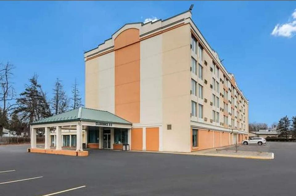 Property building, Parking