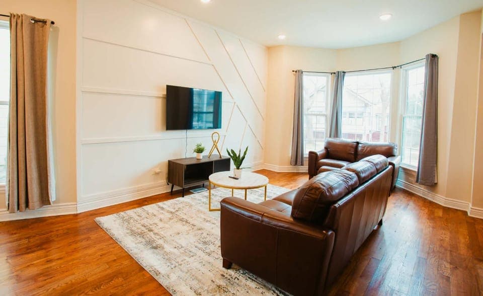 Communal lounge/ TV room, TV and multimedia, Living room