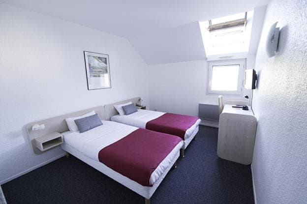 Day, Photo of the whole room, Family