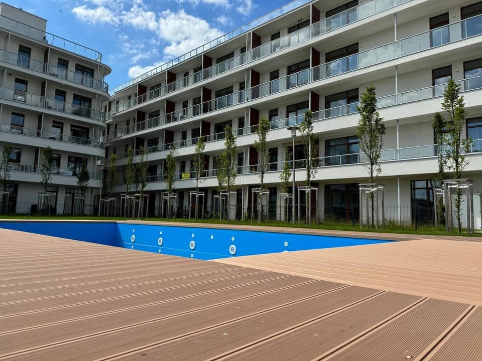 Property building, Pool view, Swimming pool