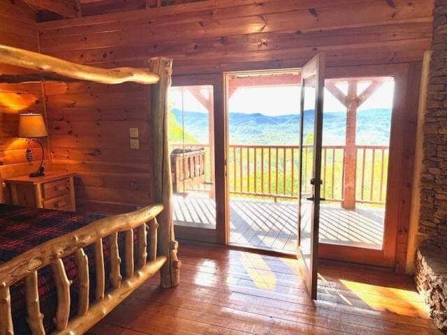 Day, Natural landscape, View (from property/room), Balcony/Terrace, Bedroom, Mountain view