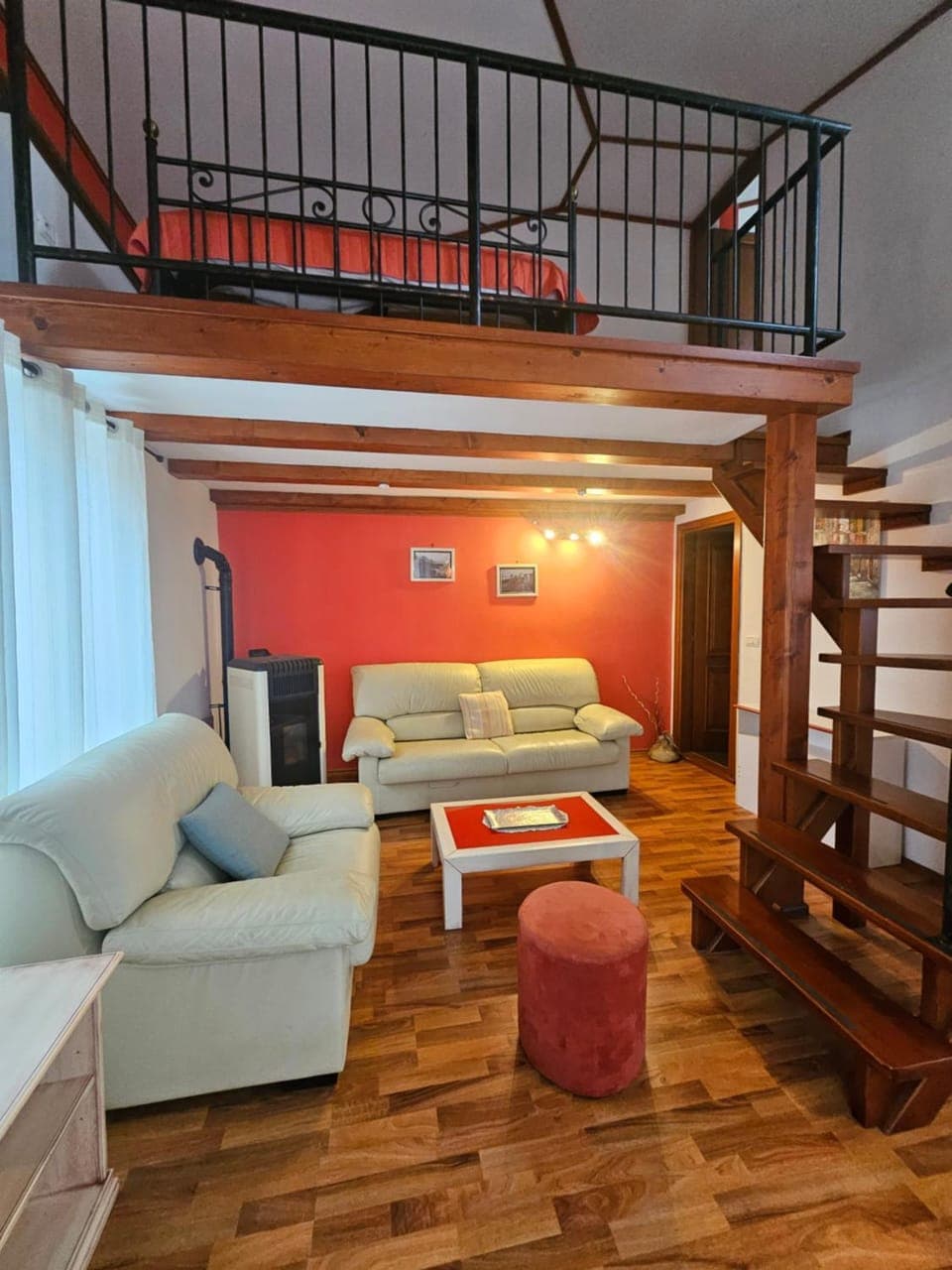 View (from property/room), Living room, Bedroom