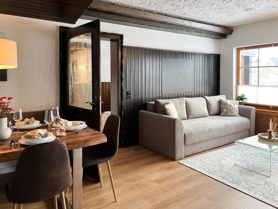 Living room, Seating area, Dining area