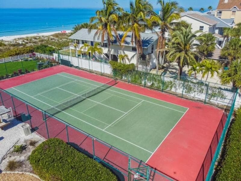 Tennis court