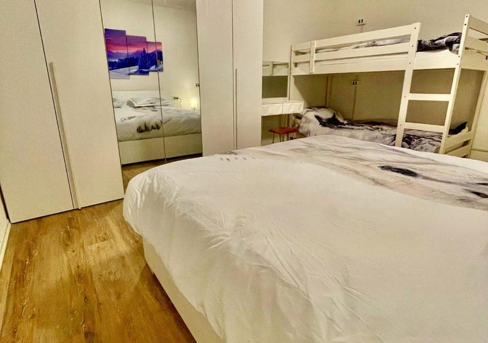 Bed, Bedroom, bunk bed