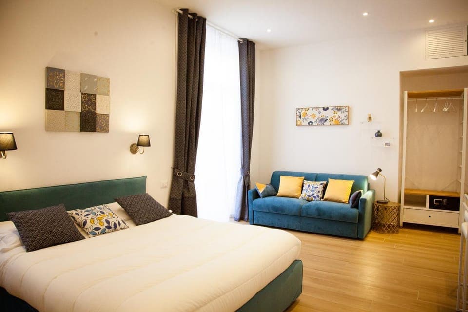 Bed, Living room, Bedroom