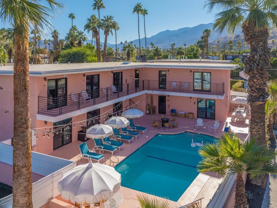 Property building, Swimming pool