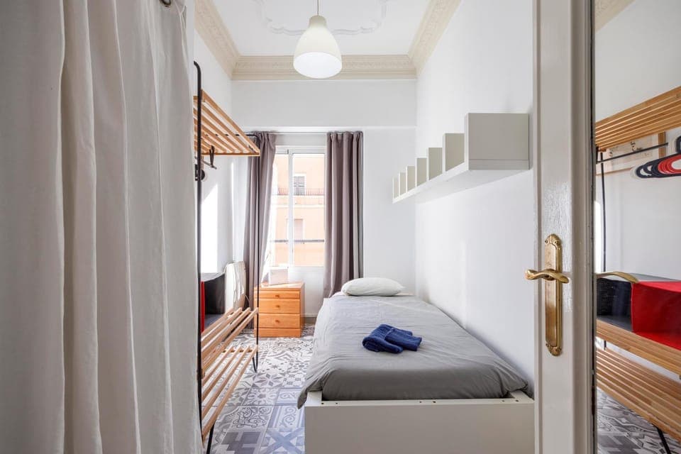 Bed, Bedroom