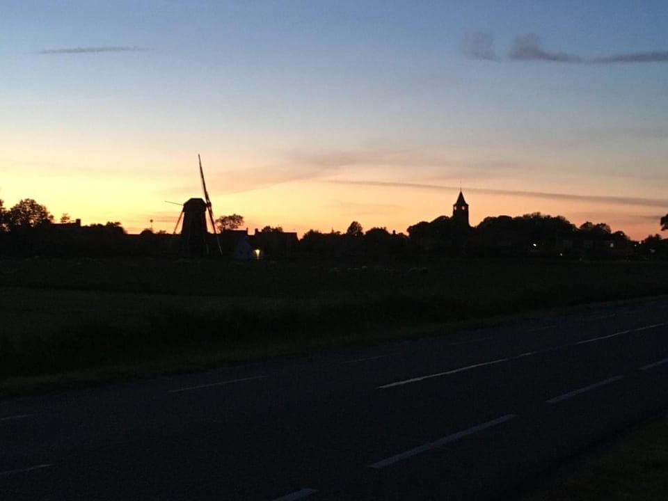 Neighbourhood, Natural landscape