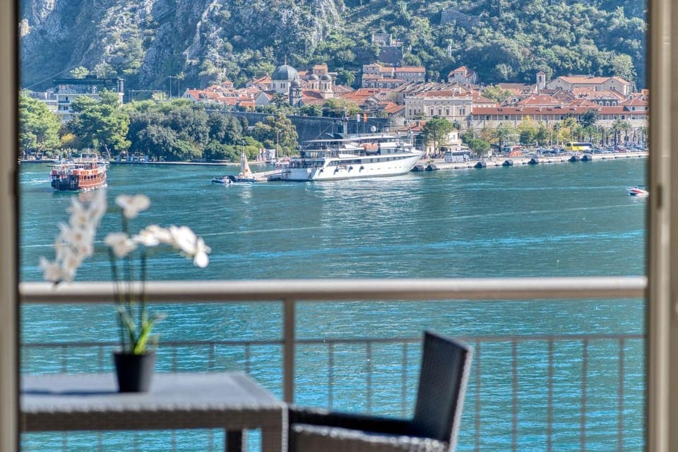 Day, Natural landscape, City view, Sea view