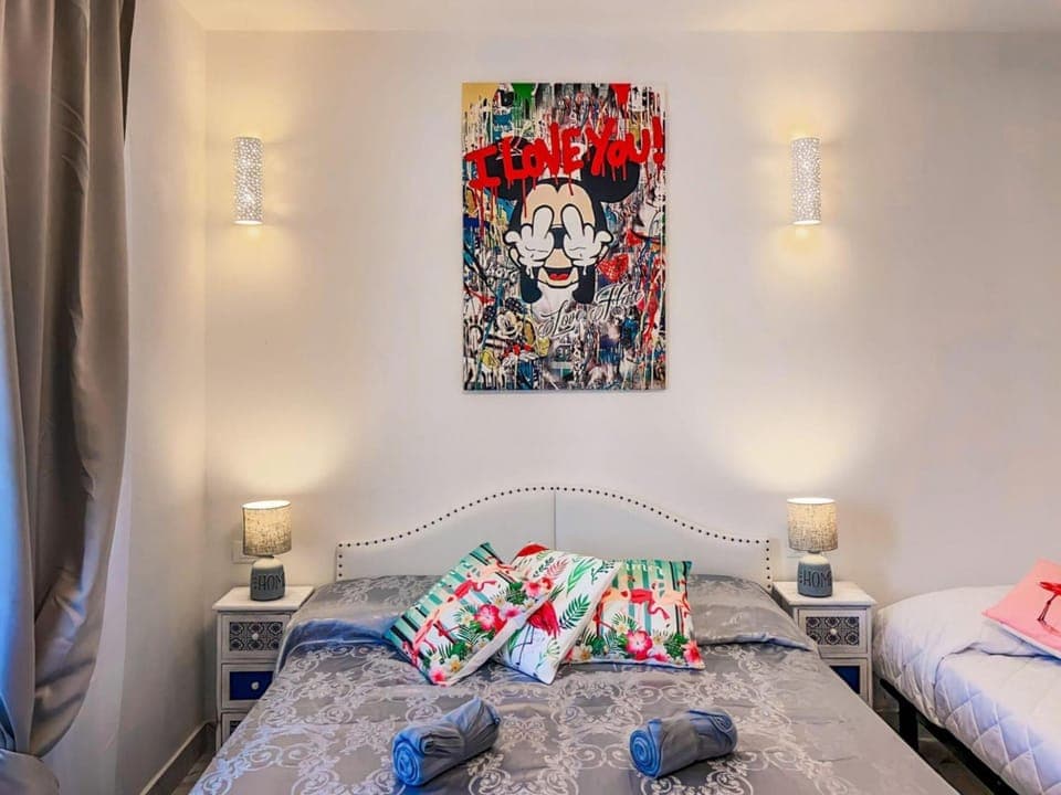 Bed, Decorative detail, Bedroom