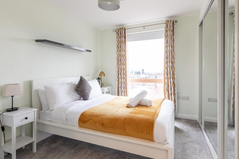 Bed, Photo of the whole room, Bedroom, wardrobe