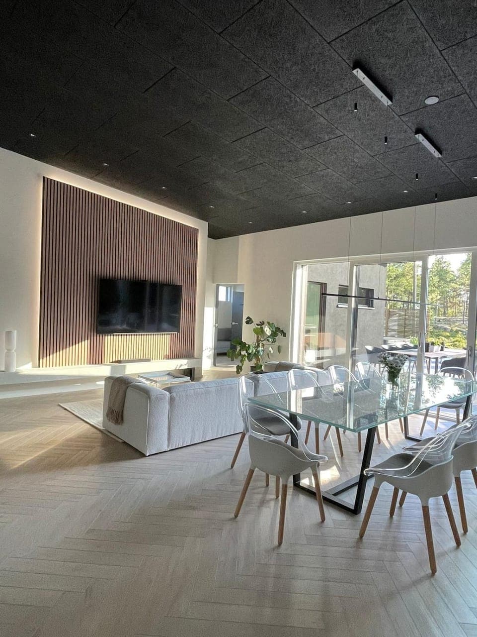 Living room, Seating area