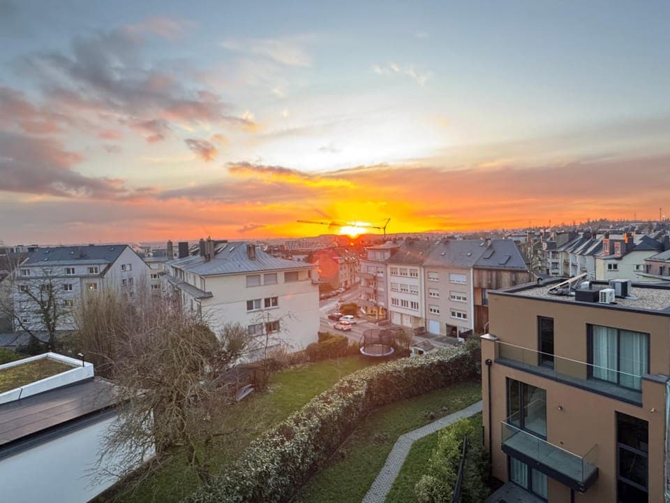 Property building, Day, Natural landscape, City view, Sunset