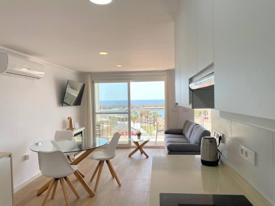 Ático Loft Playa frente al Puerto Apartment in Villajoyosa