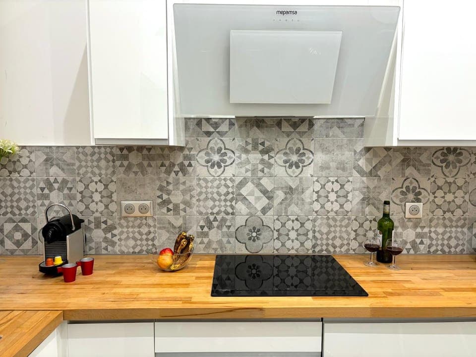 Kitchen or kitchenette, stove