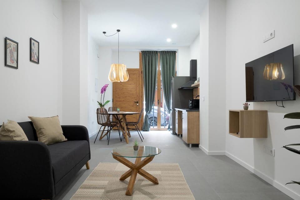 Communal lounge/ TV room, Living room
