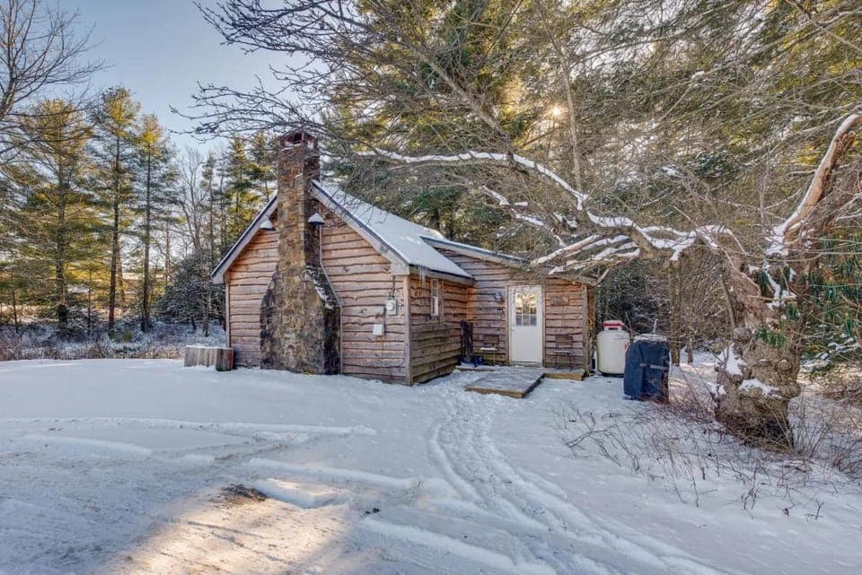 Property building, Day, Natural landscape, Winter