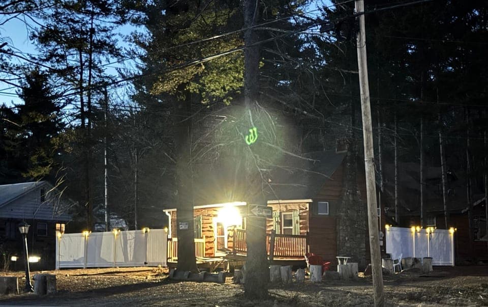 The Rustic Cabin Cabin in Tunkhannock Township