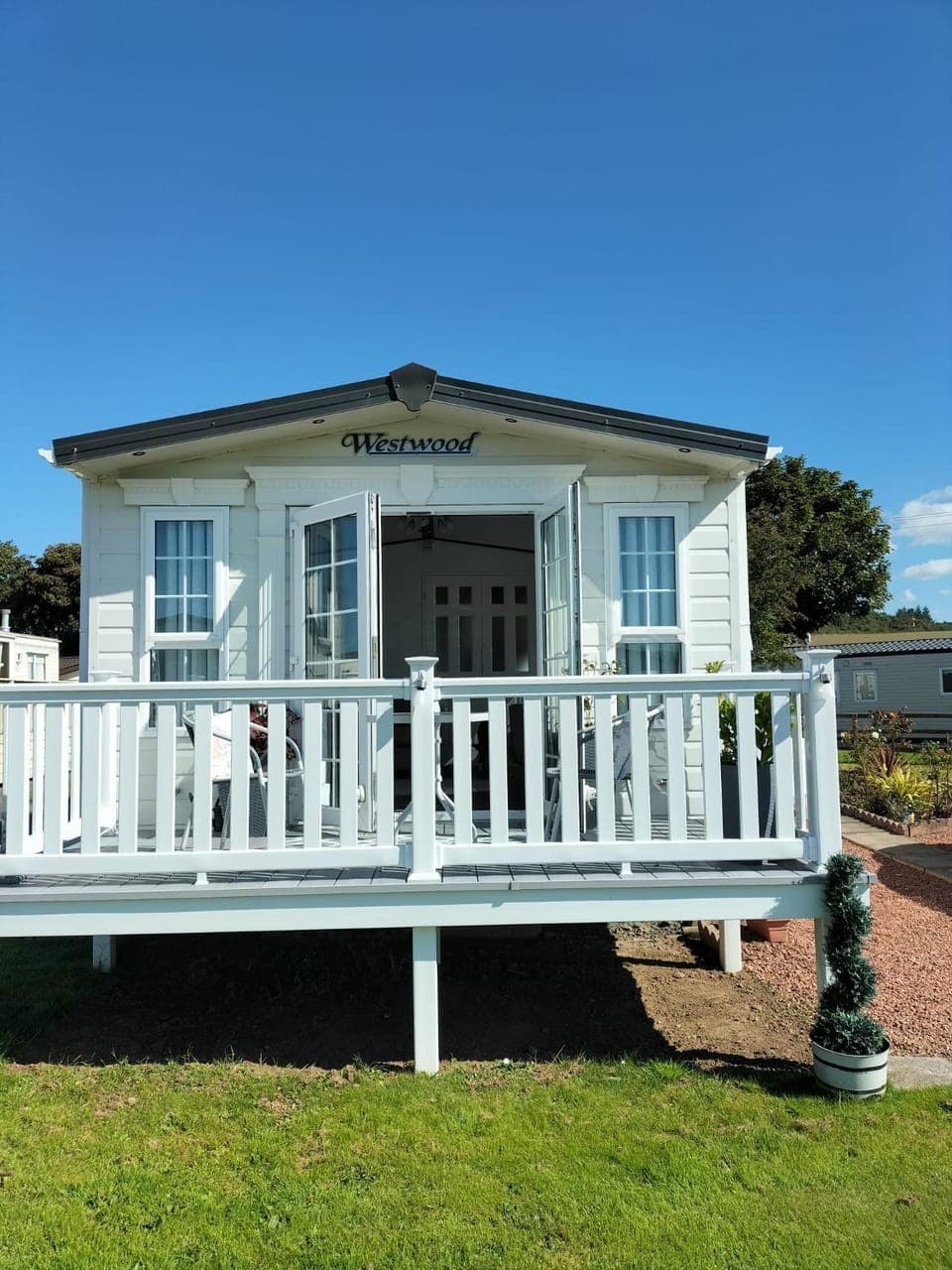 Property building, Garden