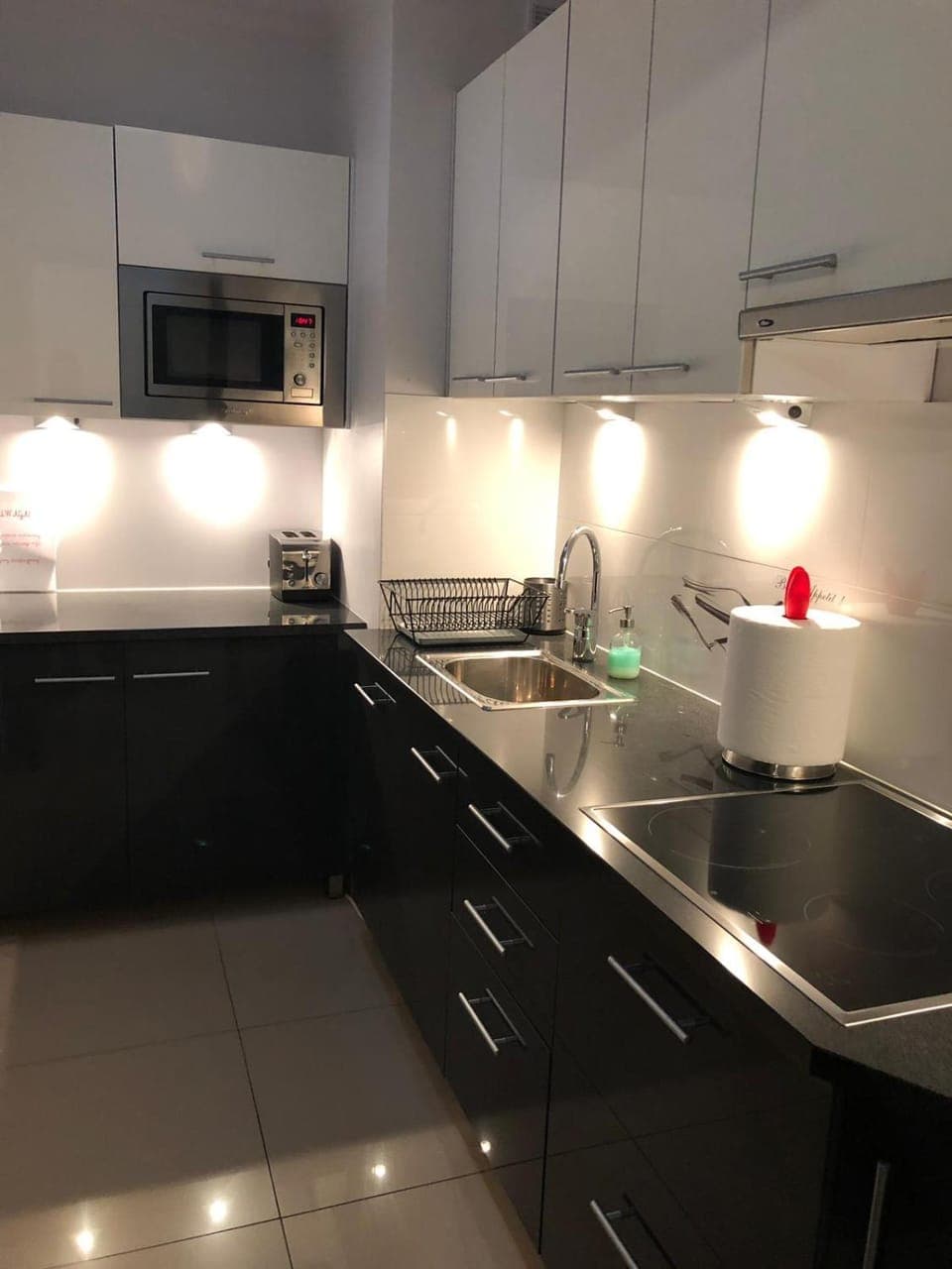 Kitchen or kitchenette, Communal kitchen