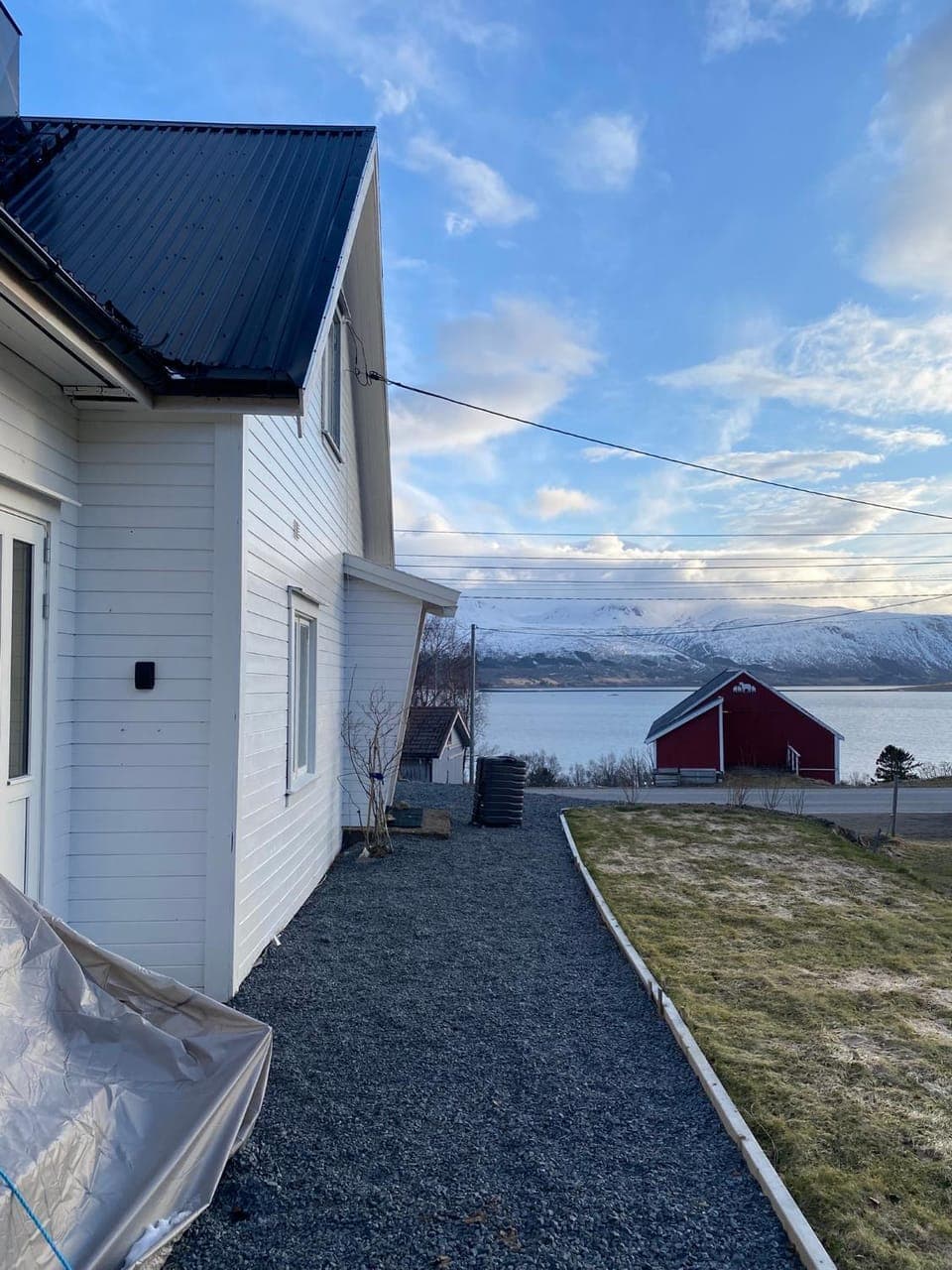 Property building, Natural landscape, Mountain view, Sea view