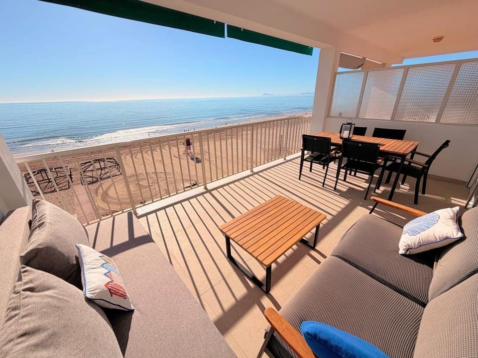 Natural landscape, Balcony/Terrace, Beach, Sea view